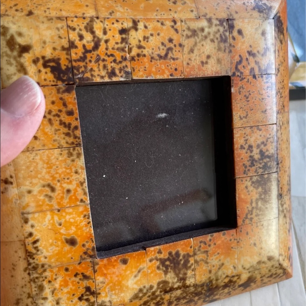 Two small picture frames burl wood style Italian marquetry